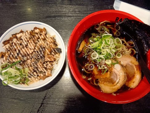 麺屋いろは(京都駅ビル店)_01
