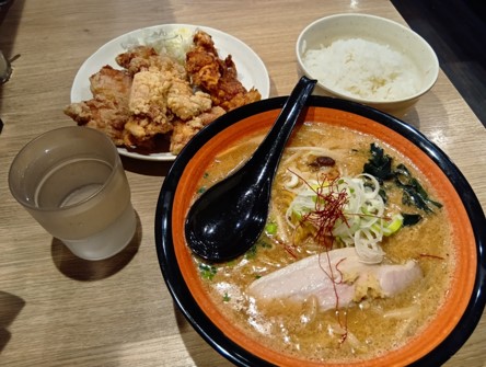 麺や虎鉄(千歳店)